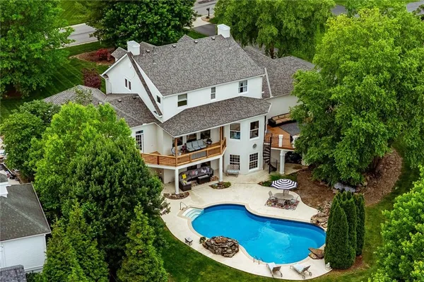 $1,750,000 | 14645 South Caenen Lane, Olathe, KS 66062