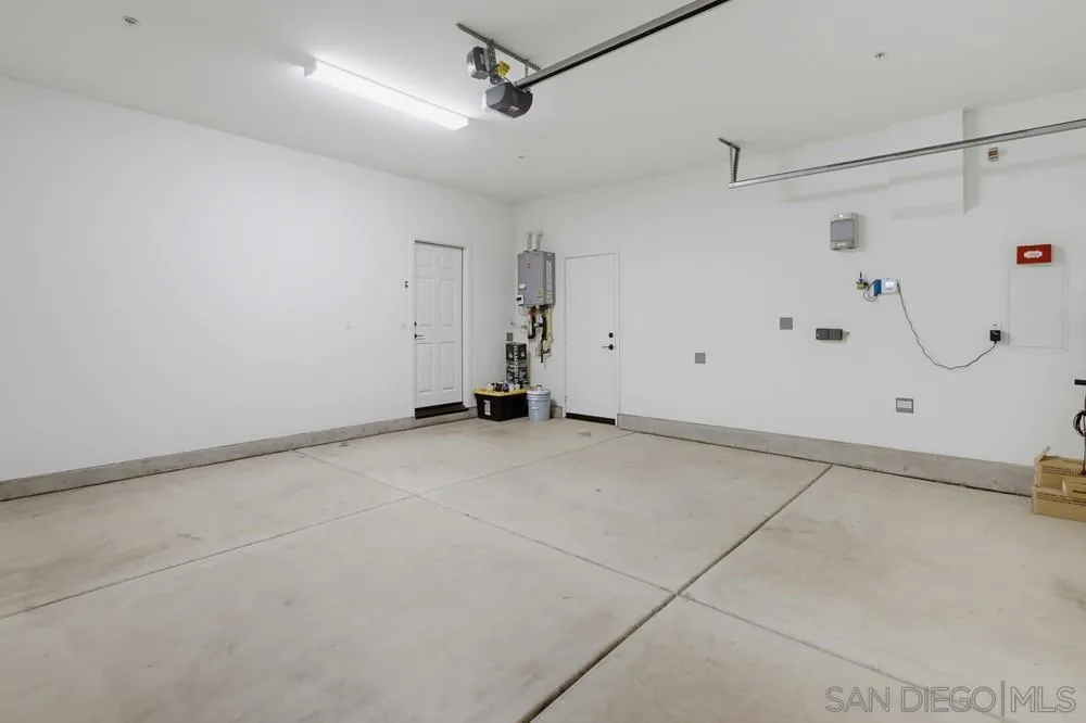 1013 Crestline Road San Marcos, CA 92069 - Photo 47 of 58