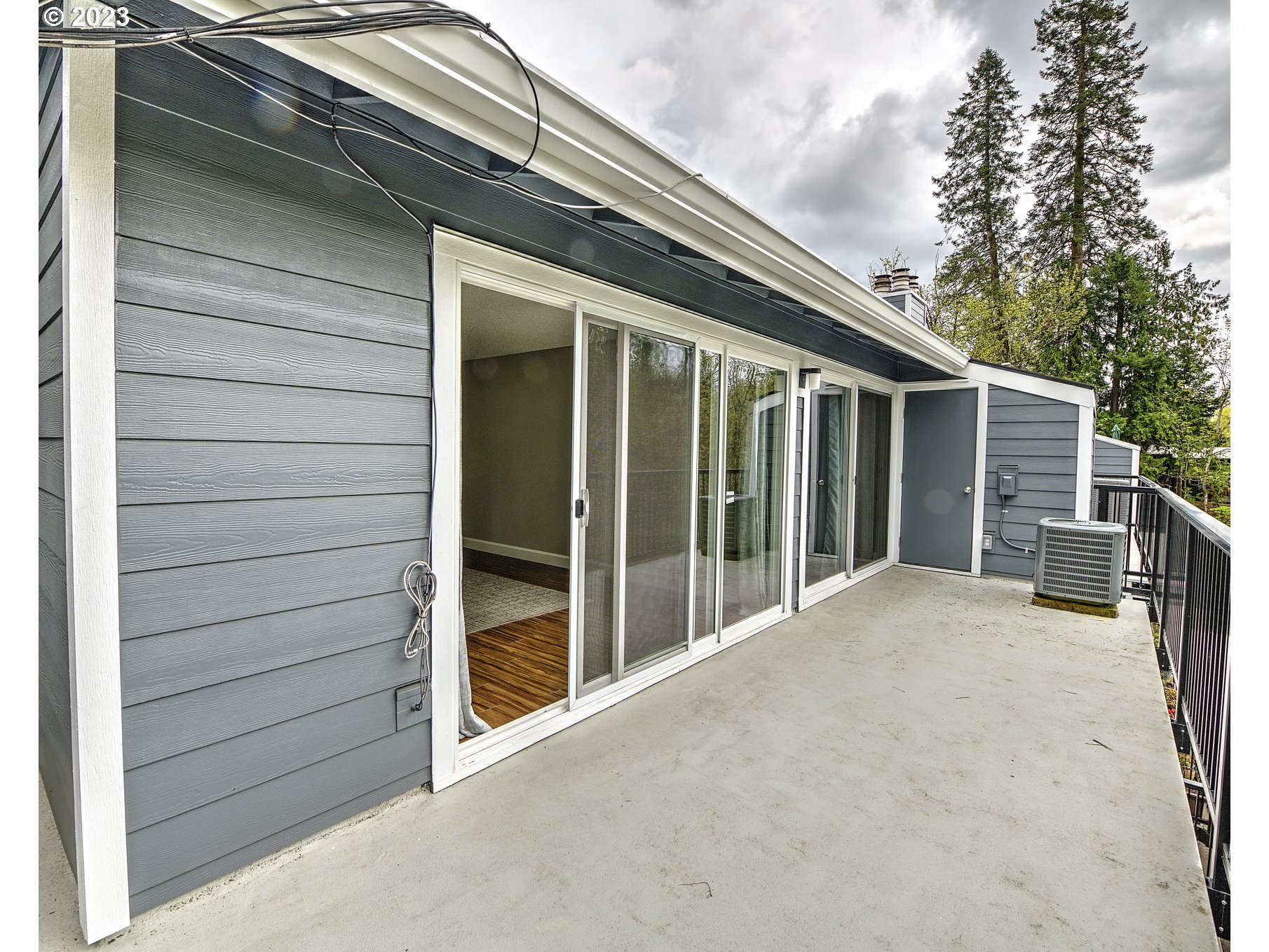 5129 Southwest Oleson Road Portland, OR 97225 - Photo 12 of 47 Gallery Image 12