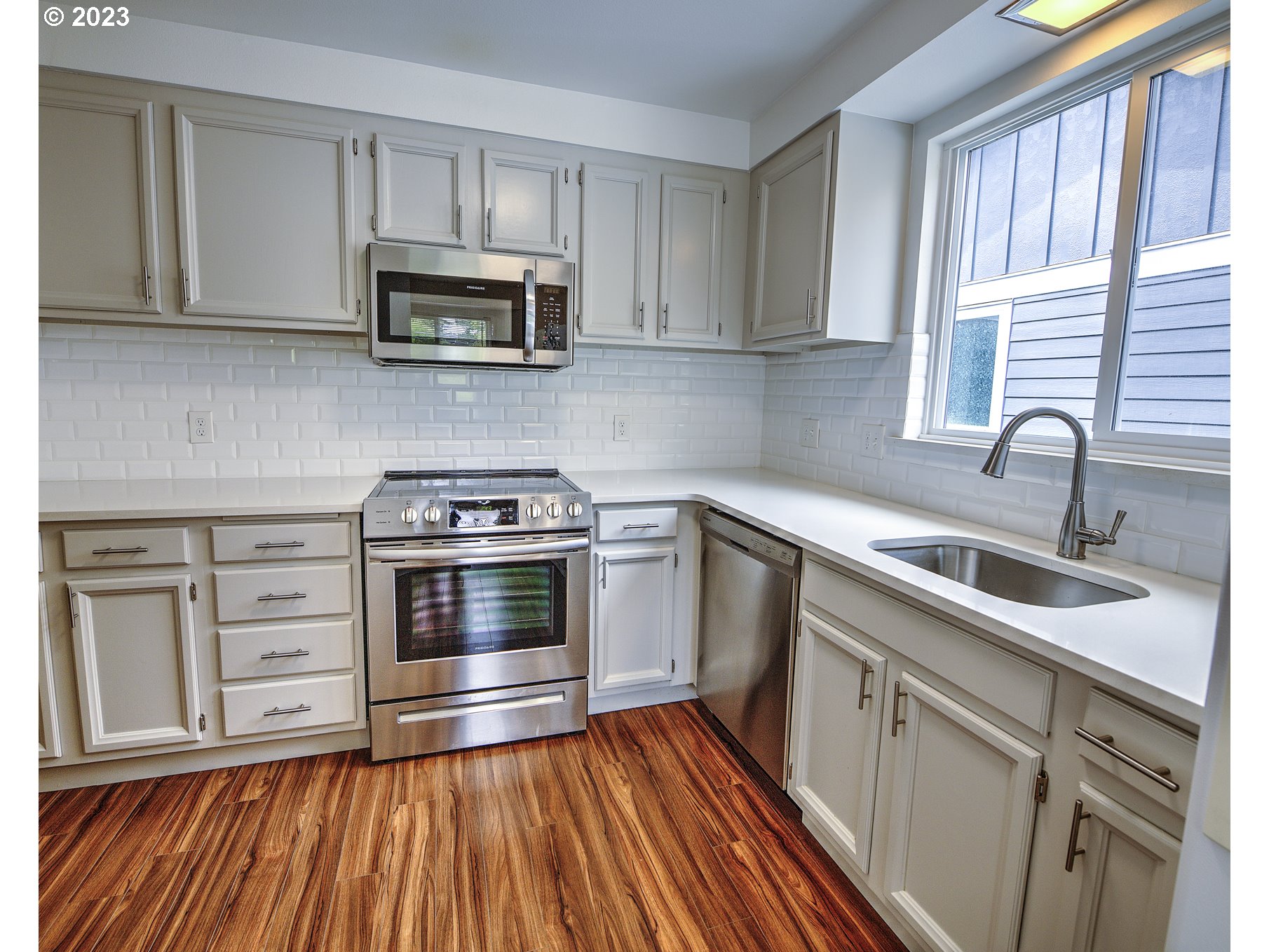 5129 Southwest Oleson Road Portland, OR 97225 - Photo 18 of 47 Gallery Image 18