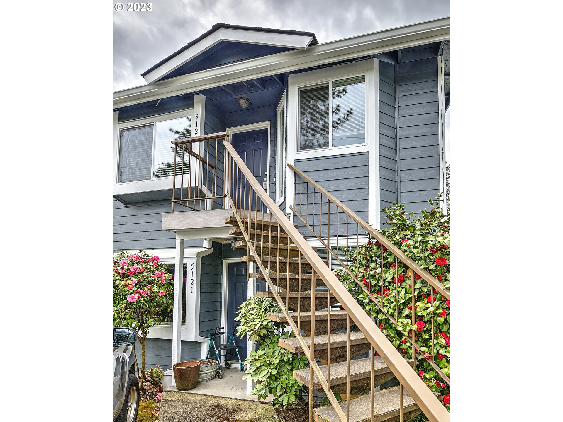 5129 Southwest Oleson Road Portland, OR 97225 - Photo 6 of 47 Gallery Image 6