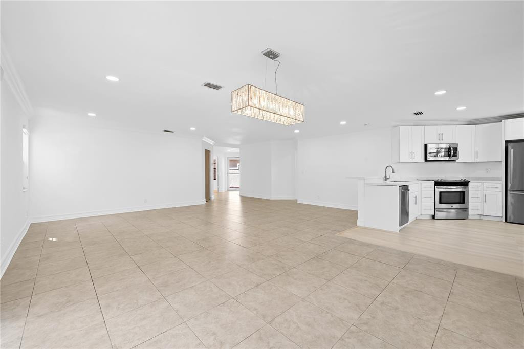6020 Verde Trail South, Unit 107 Boca Raton, FL 33433 - Photo 6 of 19 Open Concept