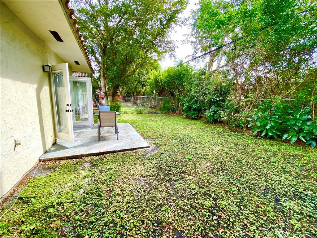 90 Lariat Circle Boca Raton, FL 33487 - Photo 19 of 21 Photo 19