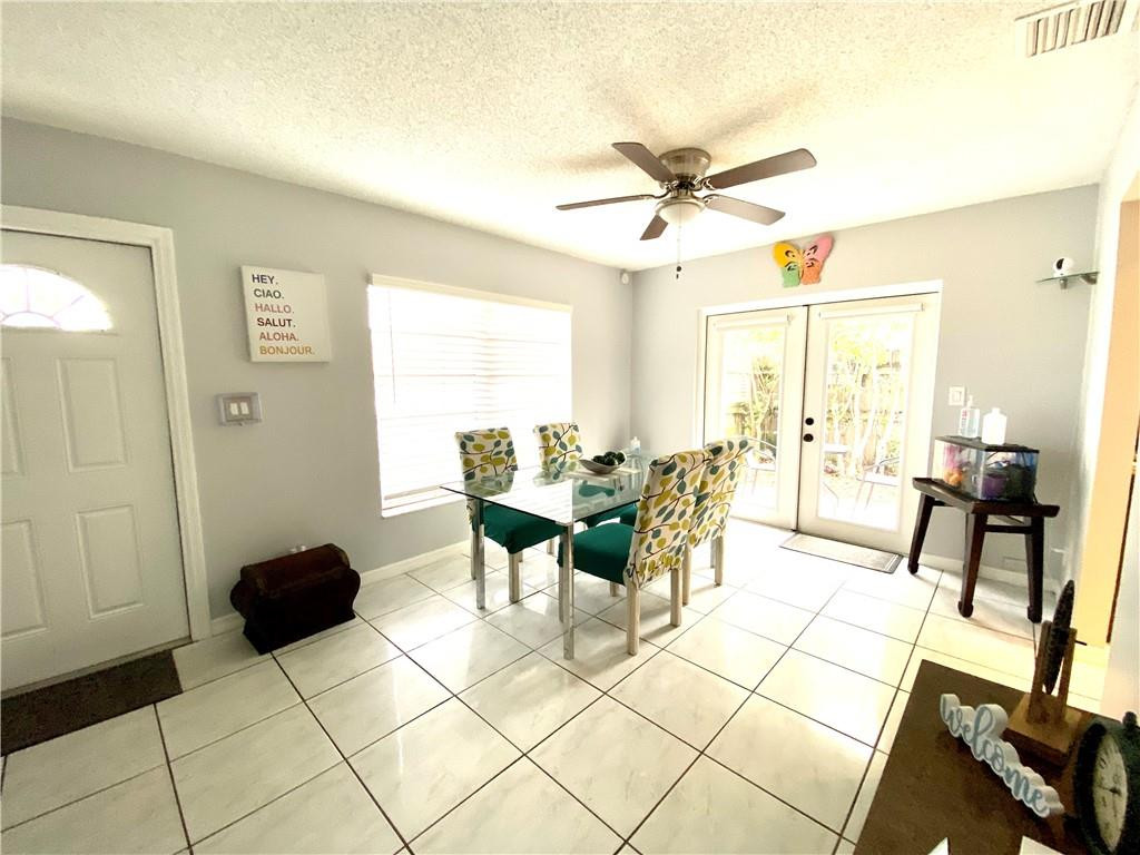 90 Lariat Circle Boca Raton, FL 33487 - Photo 4 of 21 Photo 4