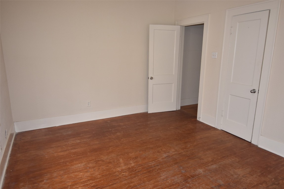 4618 Clay Street Houston, TX 77023 - Photo 20 of 20 a view of an empty room