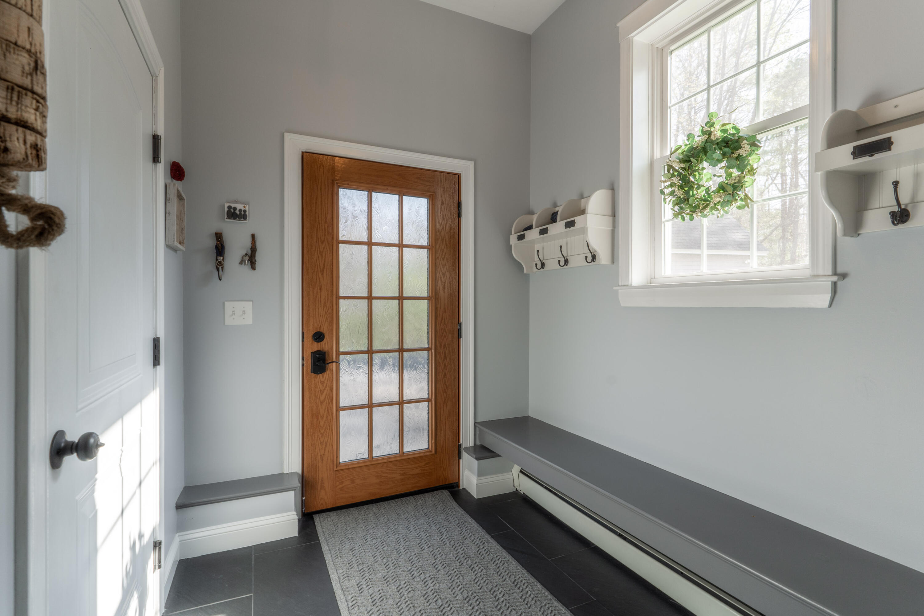 121 Foreside Road Cumberland Foreside, ME 04110 - Photo 16 of 41 3-Interiors-2