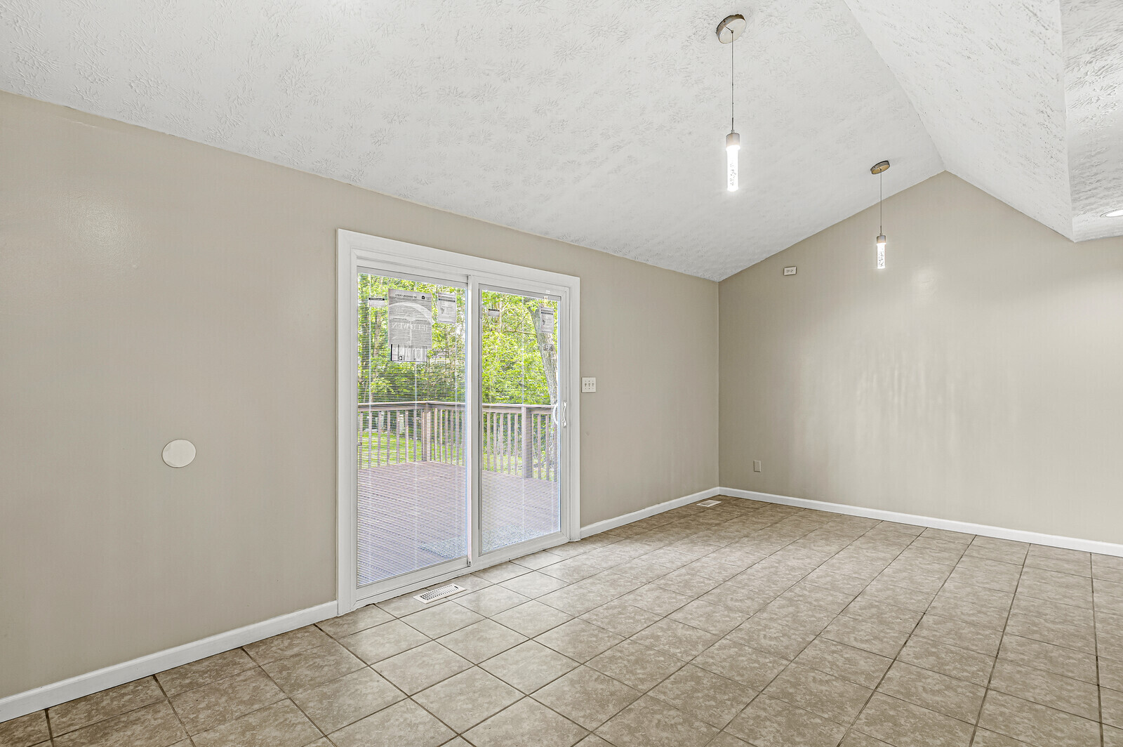 10302 Rouark Lane Indianapolis, IN 46229 - Photo 10 of 41