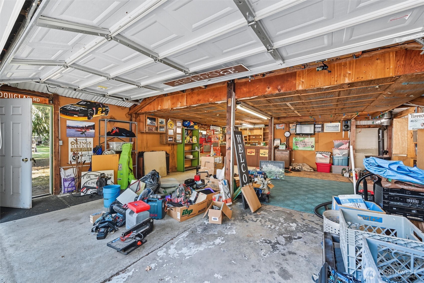 1125 Lattimore Road Ferndale, WA 98248 - Photo 35 of 39 a view of a storage in a room