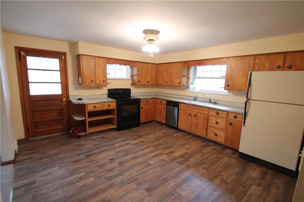 597 Armbrust - Hecla Road Hunker, PA 15639 - Photo 7 of 17 kitchen