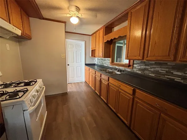 $1,250 | 1137 Schex Drive, Bossier City, LA 71112