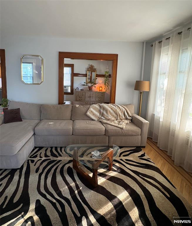 413 Morse Avenue, Unit WHOLE HOUSE Ridgefield, NJ 07657 - Photo 19 of 21