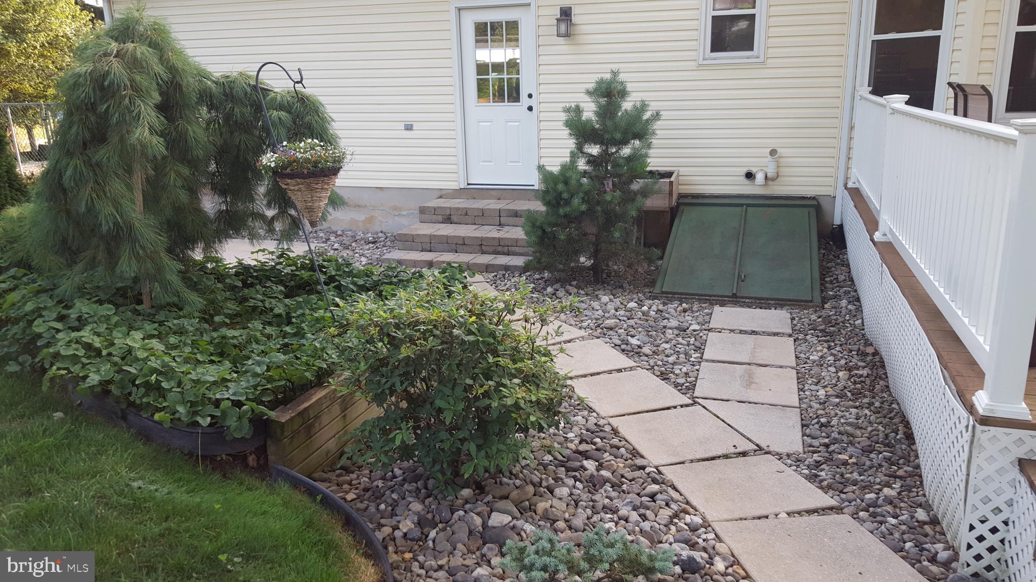 1060 Bair Road Hanover, PA 17331 - Photo 6 of 64
