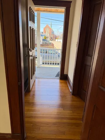 $2,600 | 182 Western Avenue, Unit 1, Lynn, MA 01902