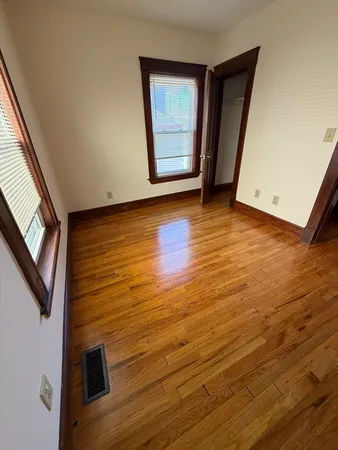 $2,600 | 182 Western Avenue, Unit 1, Lynn, MA 01902
