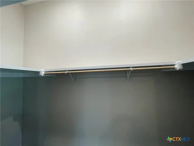 $325,000 | 201 East 6th Street, Lampasas, TX 76550