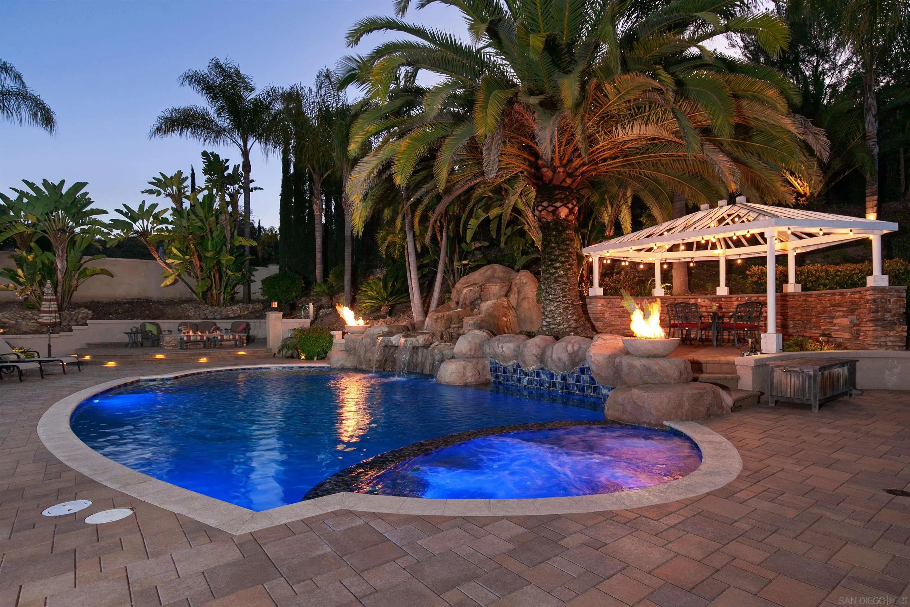 11760 Treadwell Drive Poway, CA 92064 - Photo 38 of 52 a swimming pool with outdoor seating