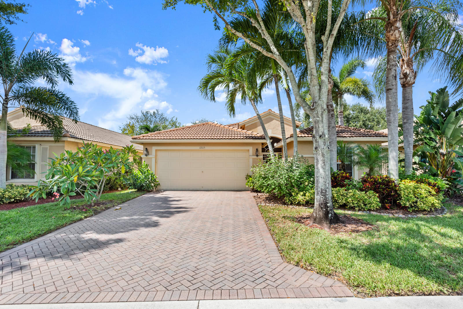 12115 Roma Road Boynton Beach, FL 33437 - Photo 1 of 31 Front
