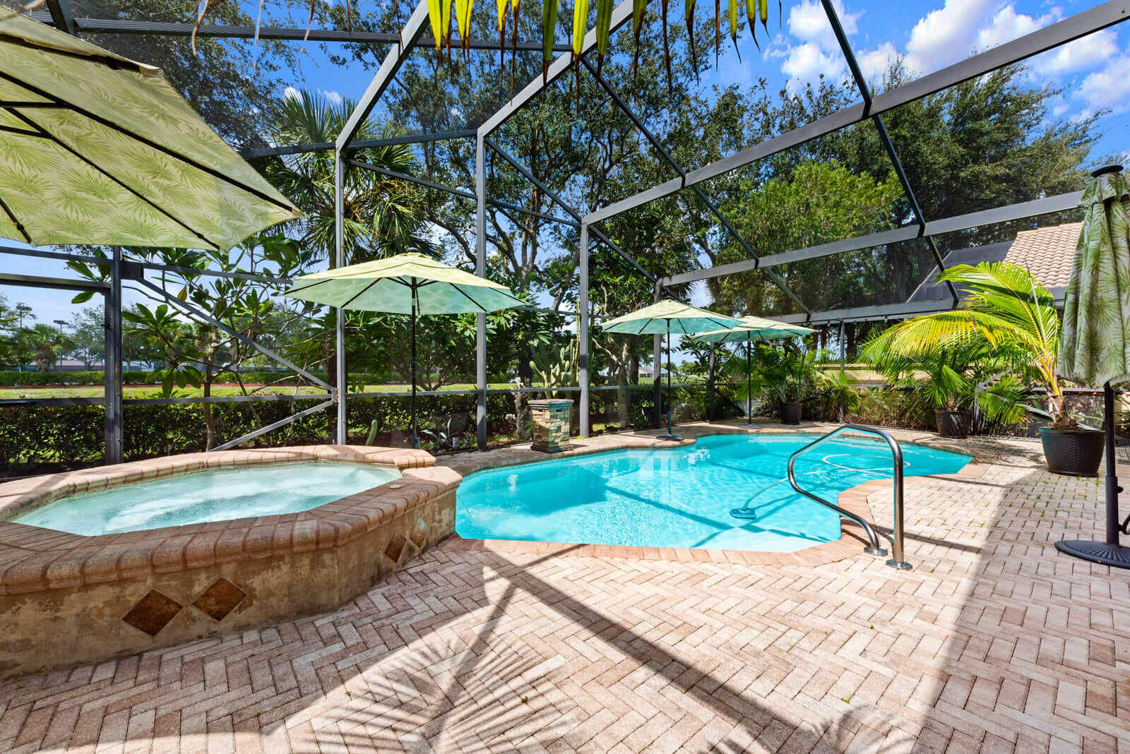 12115 Roma Road Boynton Beach, FL 33437 - Photo 17 of 31 17-aXgTrezETIGoWG0lSsUf_BEC_2474