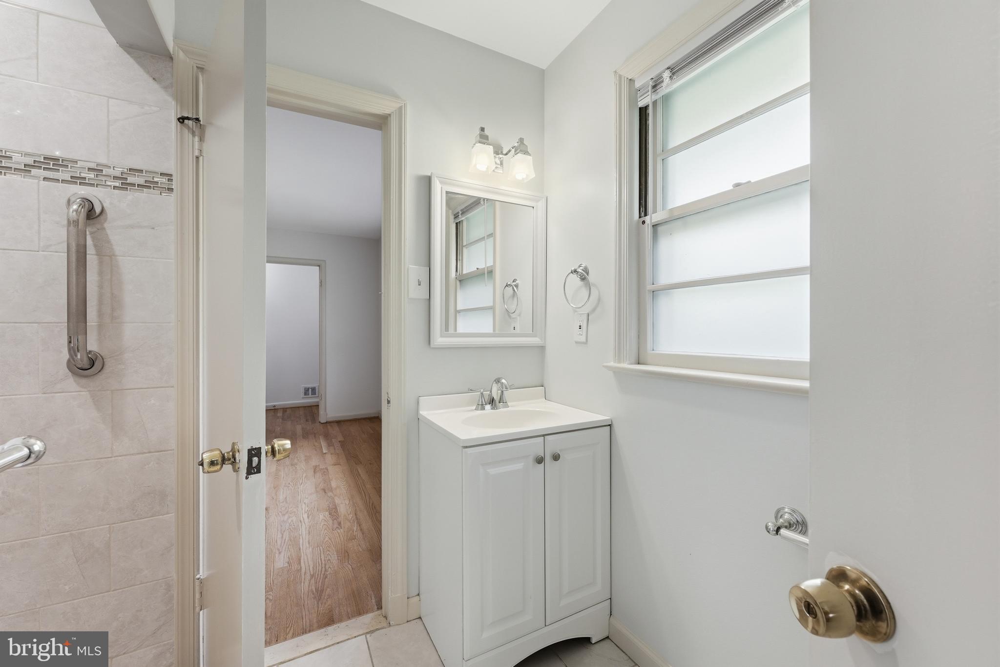 228 Northwest Terrace Silver Spring, MD 20901 - Photo 38 of 70