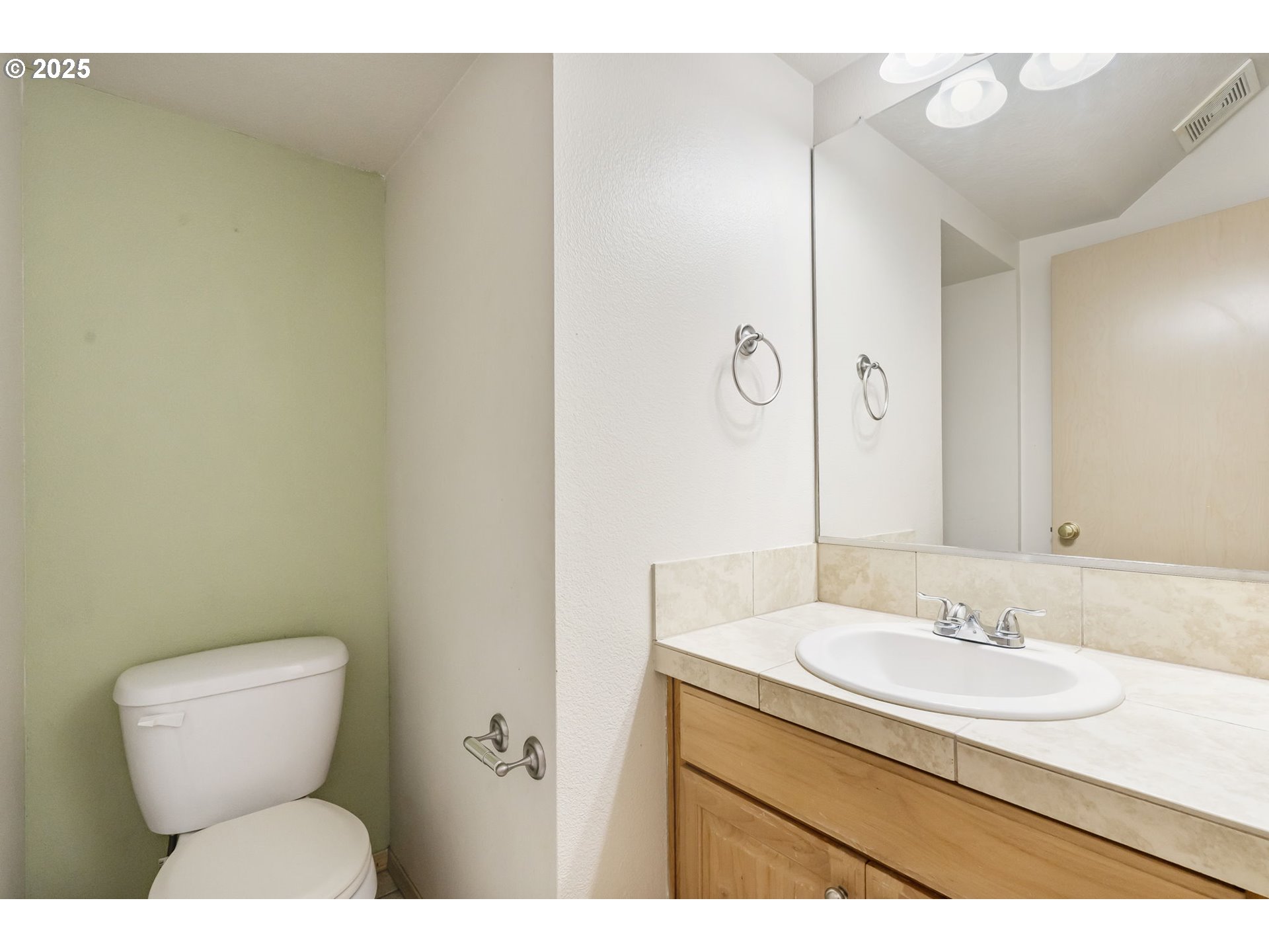 2833 Northeast Stapleton Road Vancouver, WA 98661 - Photo 13 of 33