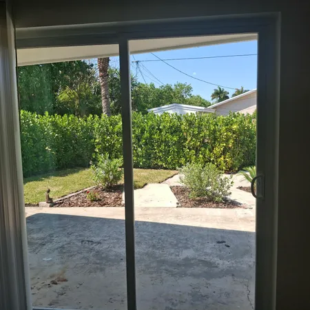 $2,350 | 1097 Wilkinson Road, Unit B, Lake Worth, FL 33462