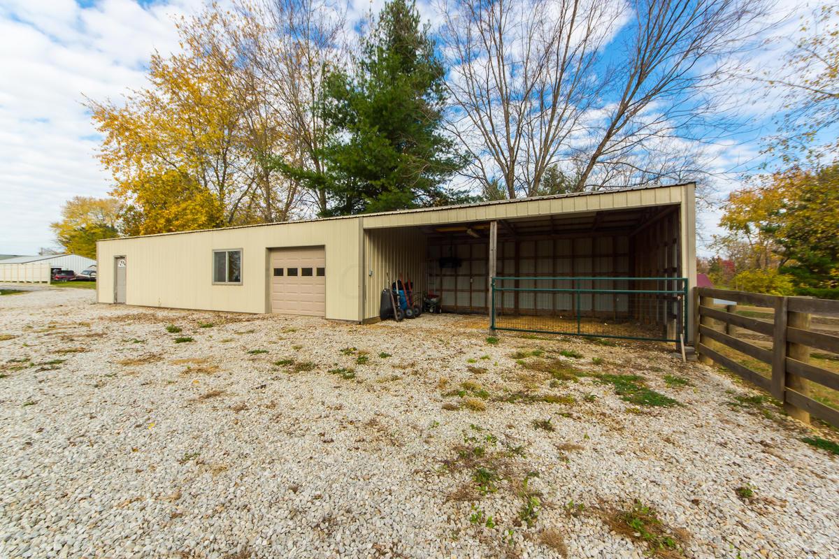 6716 Borror Road Grove City, OH 43123 - Photo 13 of 39