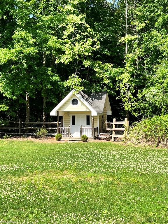 5317 Running Mead Road Pleasant Garden, NC 27313 - Photo 5 of 28 Playhouse