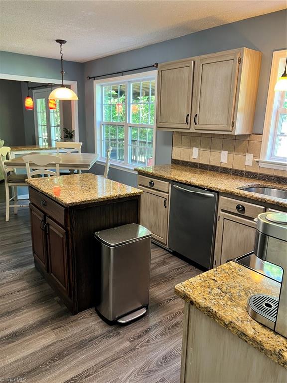 5317 Running Mead Road Pleasant Garden, NC 27313 - Photo 10 of 28 Kitchen