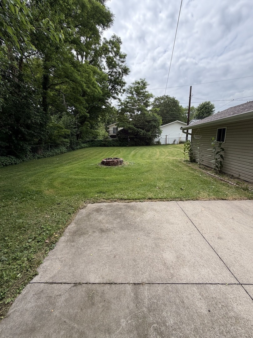 422 Ruth Place Clinton, IA 52732 - Photo 23 of 24