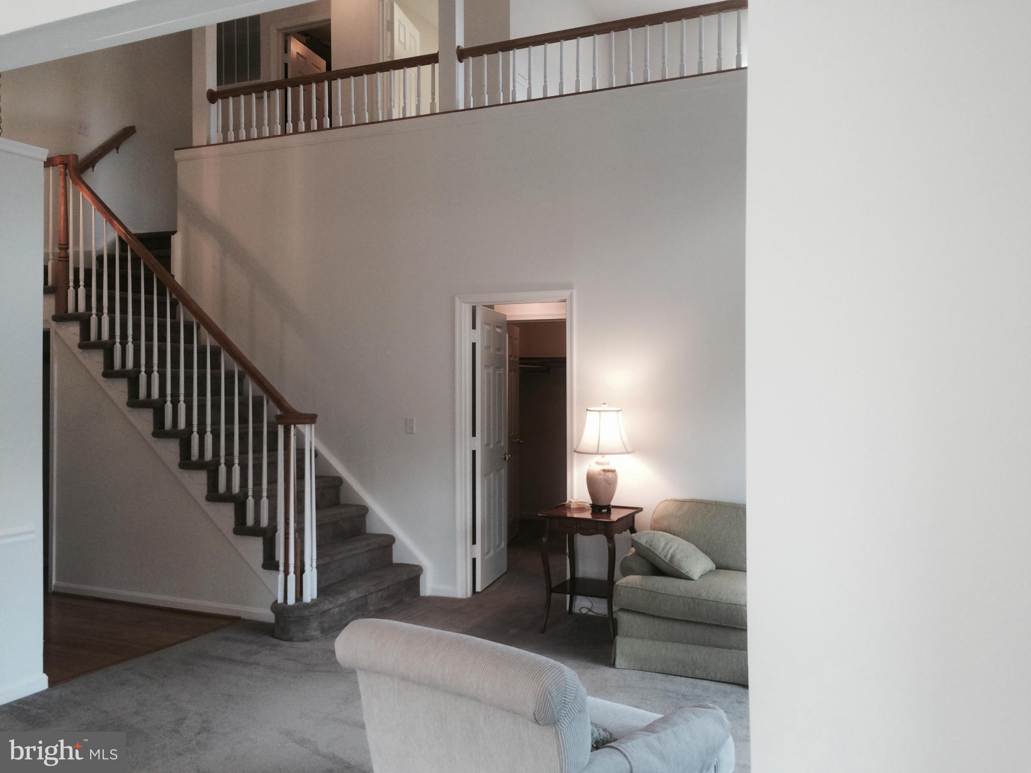 302 Ridgepoint Place, Unit 38 Gaithersburg, MD 20878 - Photo 9 of 26 Interior (General)