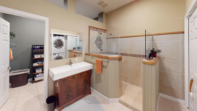 $585,000 | 908 East Skyline Parkway, Duluth, MN 55805