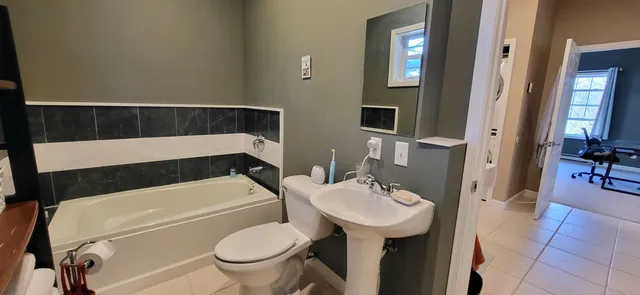 $585,000 | 908 East Skyline Parkway, Duluth, MN 55805