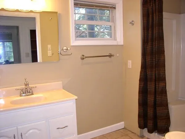 $585,000 | 908 East Skyline Parkway, Duluth, MN 55805