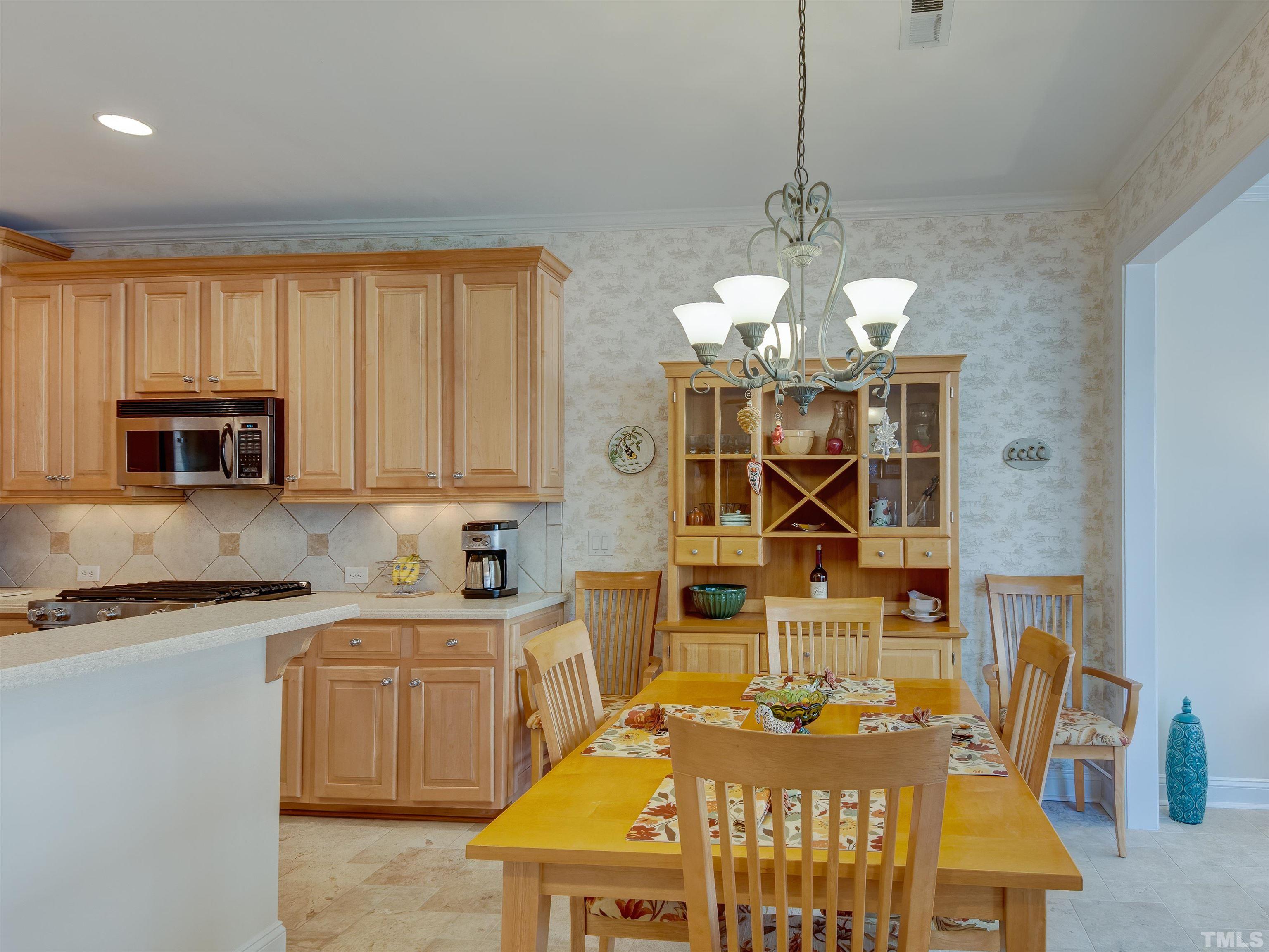 4002 Barton Park Place Raleigh, NC 27613 - Photo 13 of 28 Gallery Image 13