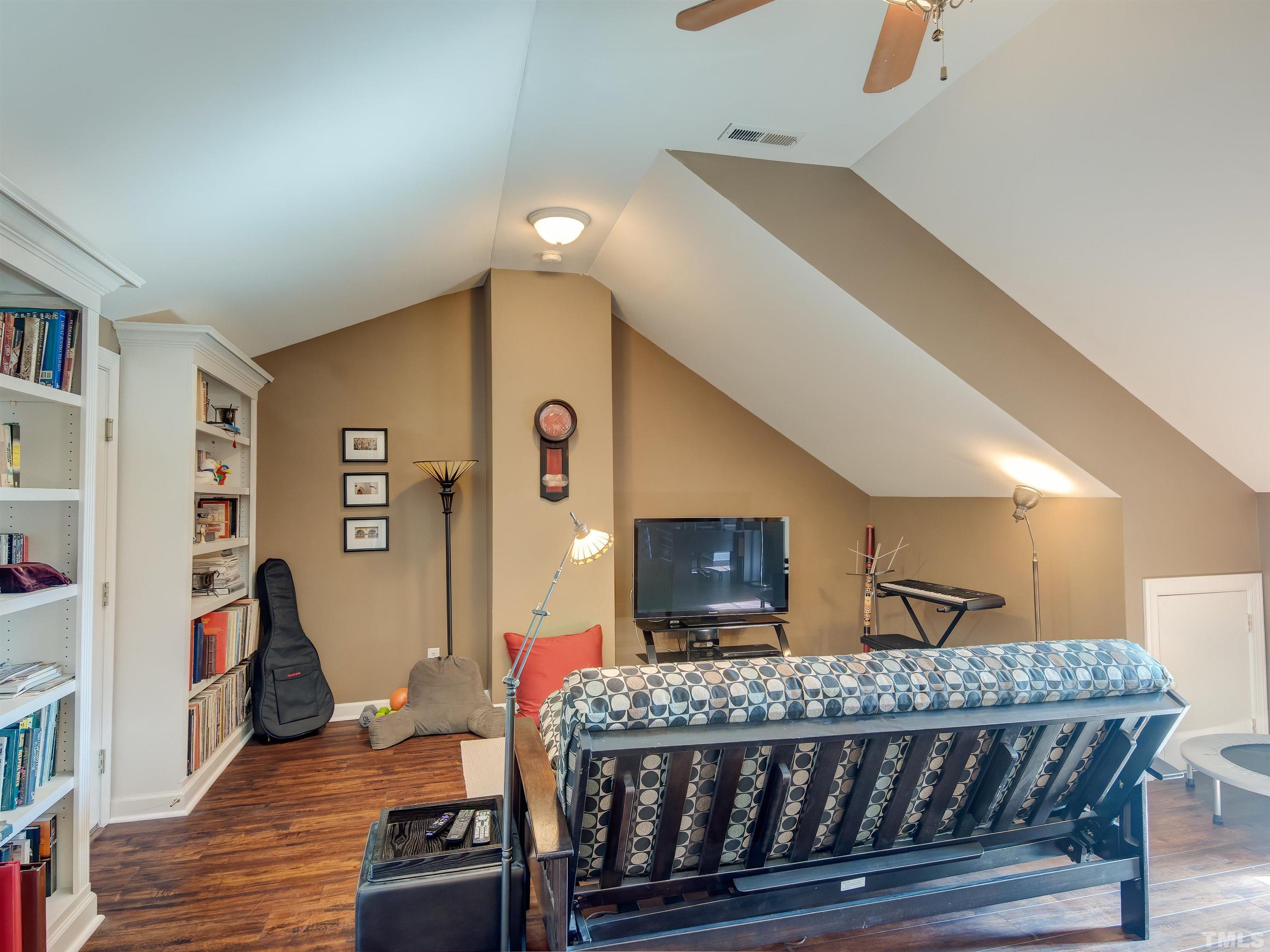 4002 Barton Park Place Raleigh, NC 27613 - Photo 25 of 28 Gallery Image 25