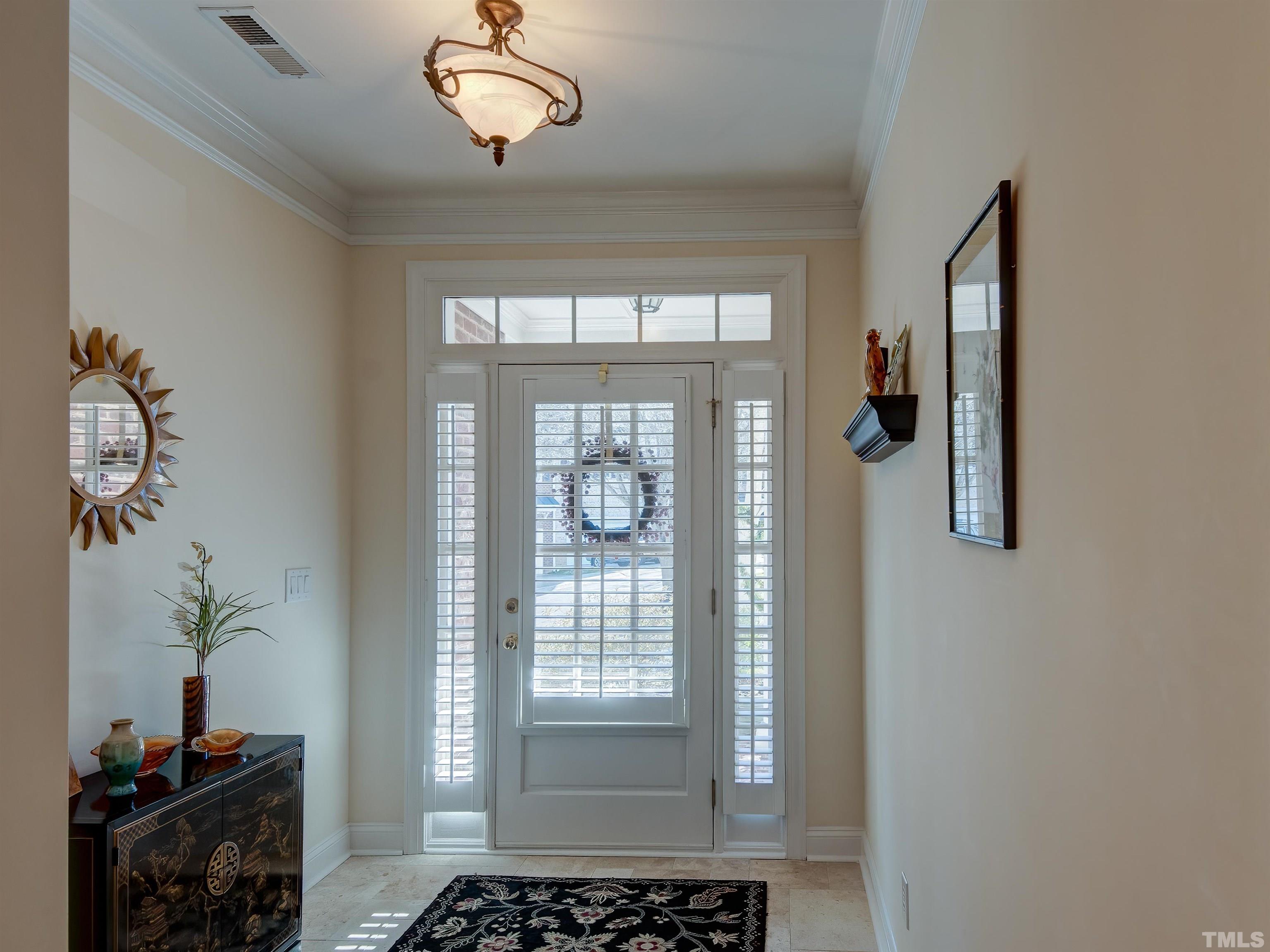4002 Barton Park Place Raleigh, NC 27613 - Photo 5 of 28 Gallery Image 5