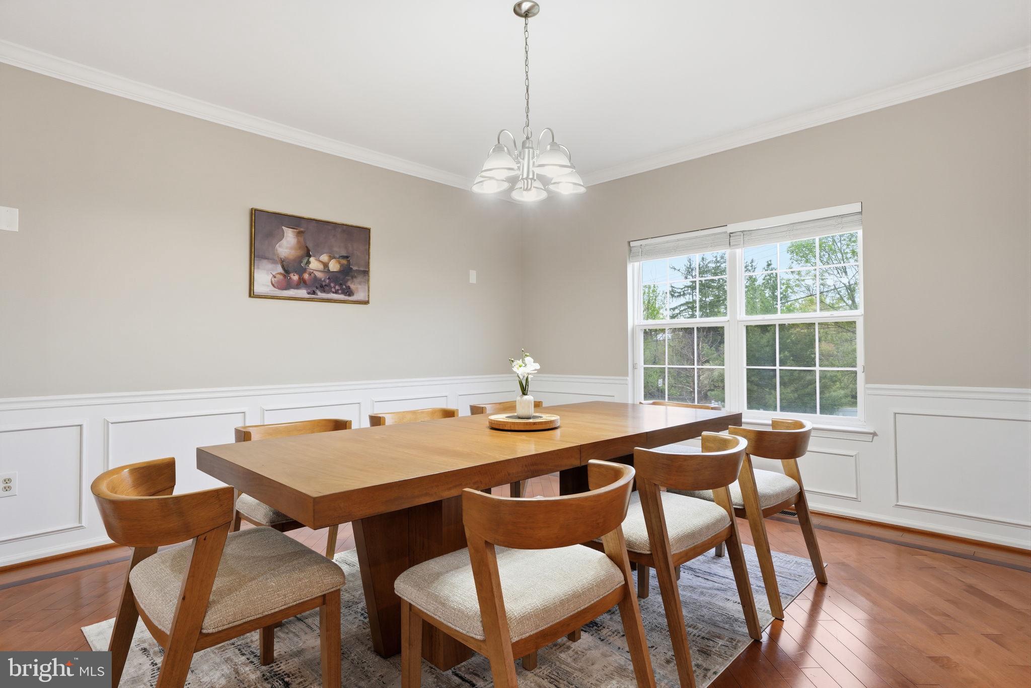 139 Statesman Road Chalfont, PA 18914 - Photo 8 of 64 a dining room with furniture and window