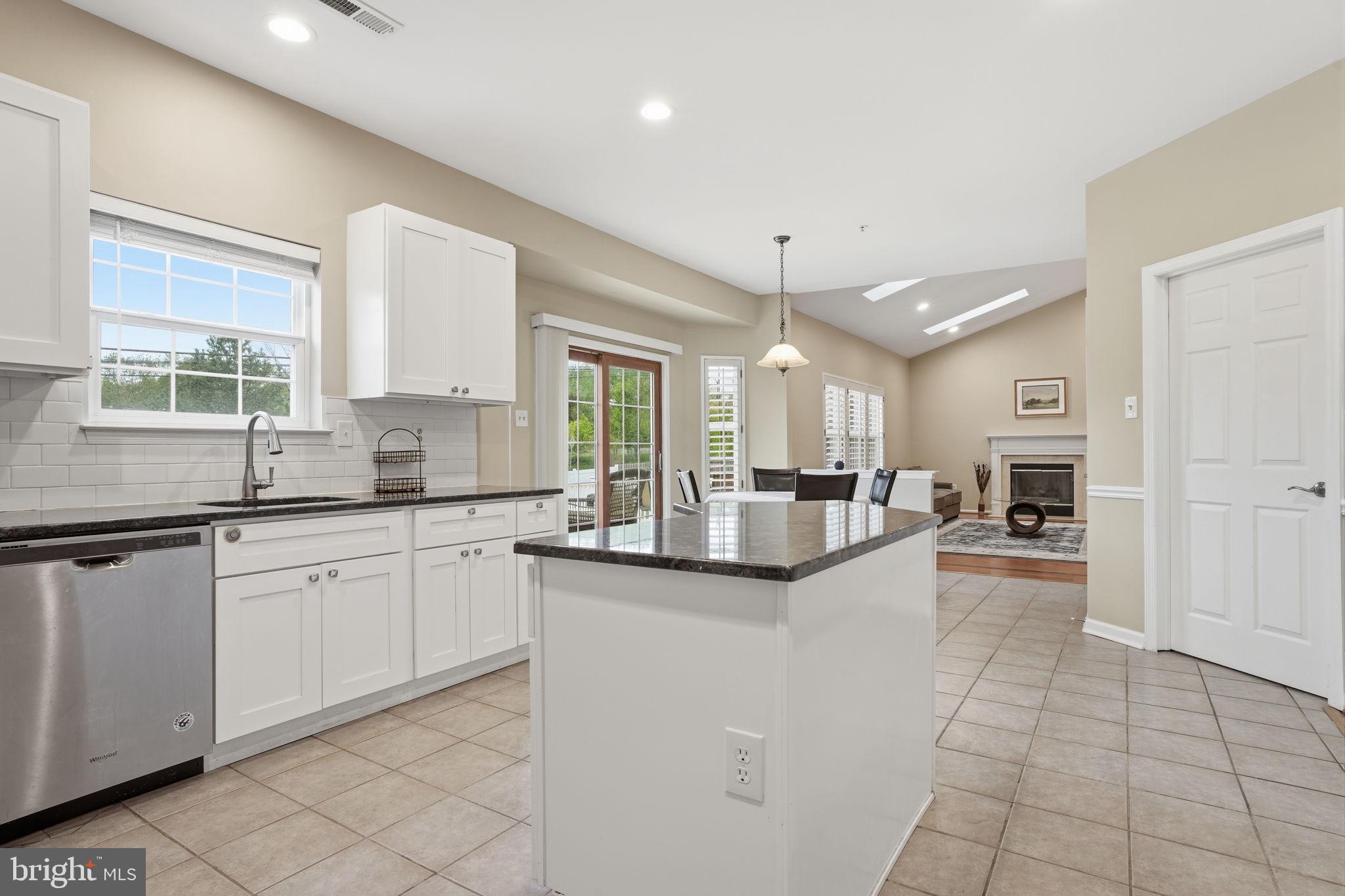 139 Statesman Road Chalfont, PA 18914 - Photo 9 of 64 Bright and inviting kitchen space.