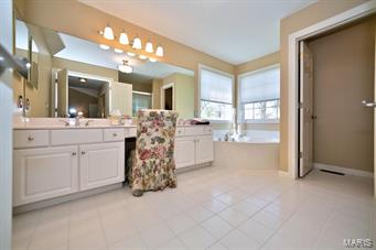 1129 Lockett Road St. Louis, MO 63131 - Photo 26 of 45 Gallery Image 26