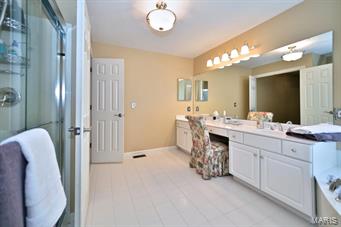 1129 Lockett Road St. Louis, MO 63131 - Photo 28 of 45 Gallery Image 28