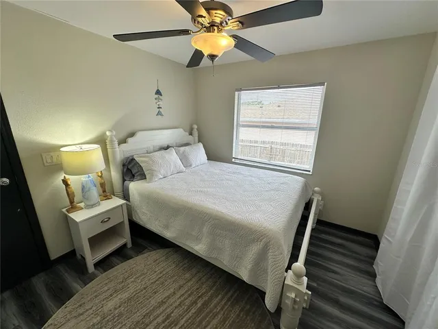 $2,300 | 4536 86th Street West, Bradenton, FL 34210