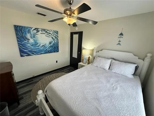 $2,300 | 4536 86th Street West, Bradenton, FL 34210