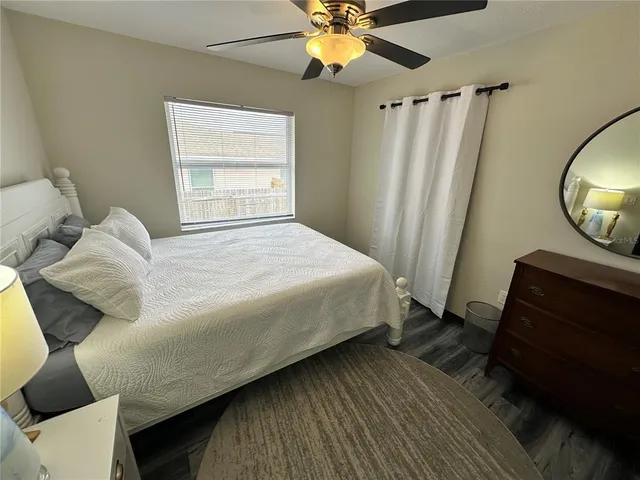 $2,300 | 4536 86th Street West, Bradenton, FL 34210