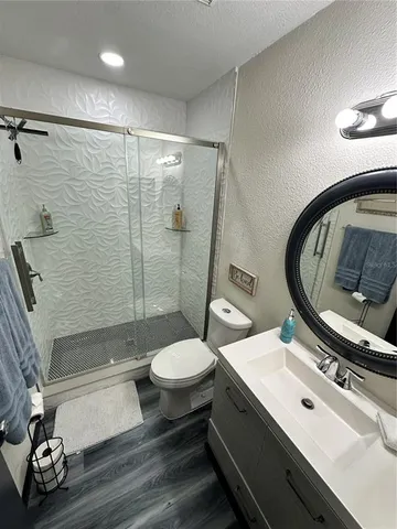 $2,300 | 4536 86th Street West, Bradenton, FL 34210