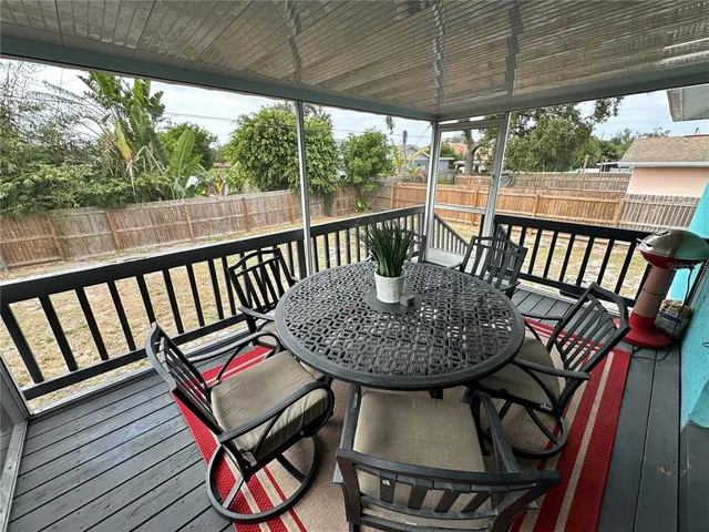 $2,300 | 4536 86th Street West, Bradenton, FL 34210