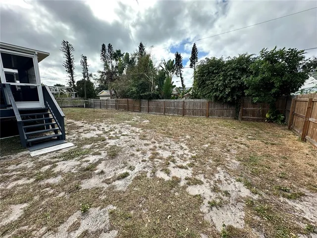 $2,300 | 4536 86th Street West, Bradenton, FL 34210