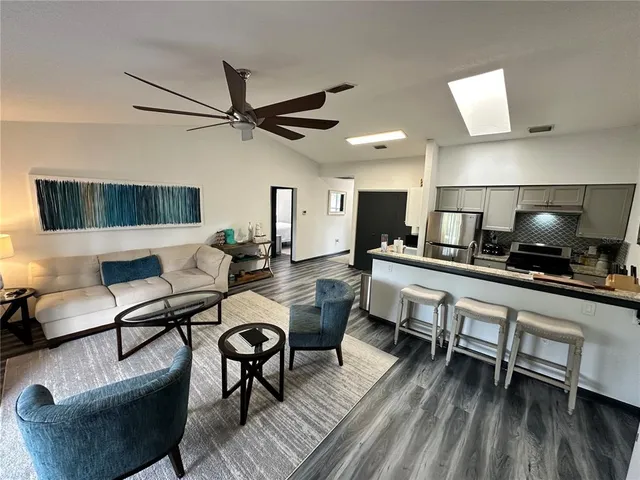 $2,300 | 4536 86th Street West, Bradenton, FL 34210