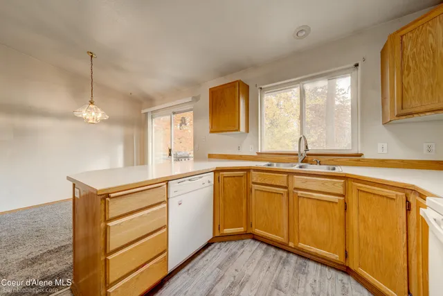 $517,300 | 208 Riverwood Court, Post Falls, ID 83854