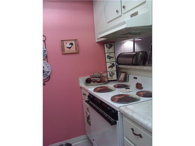 3968 Braddock Road, Unit 2 Indianapolis, IN 46268 - Photo 5 of 12 Gallery Image 5