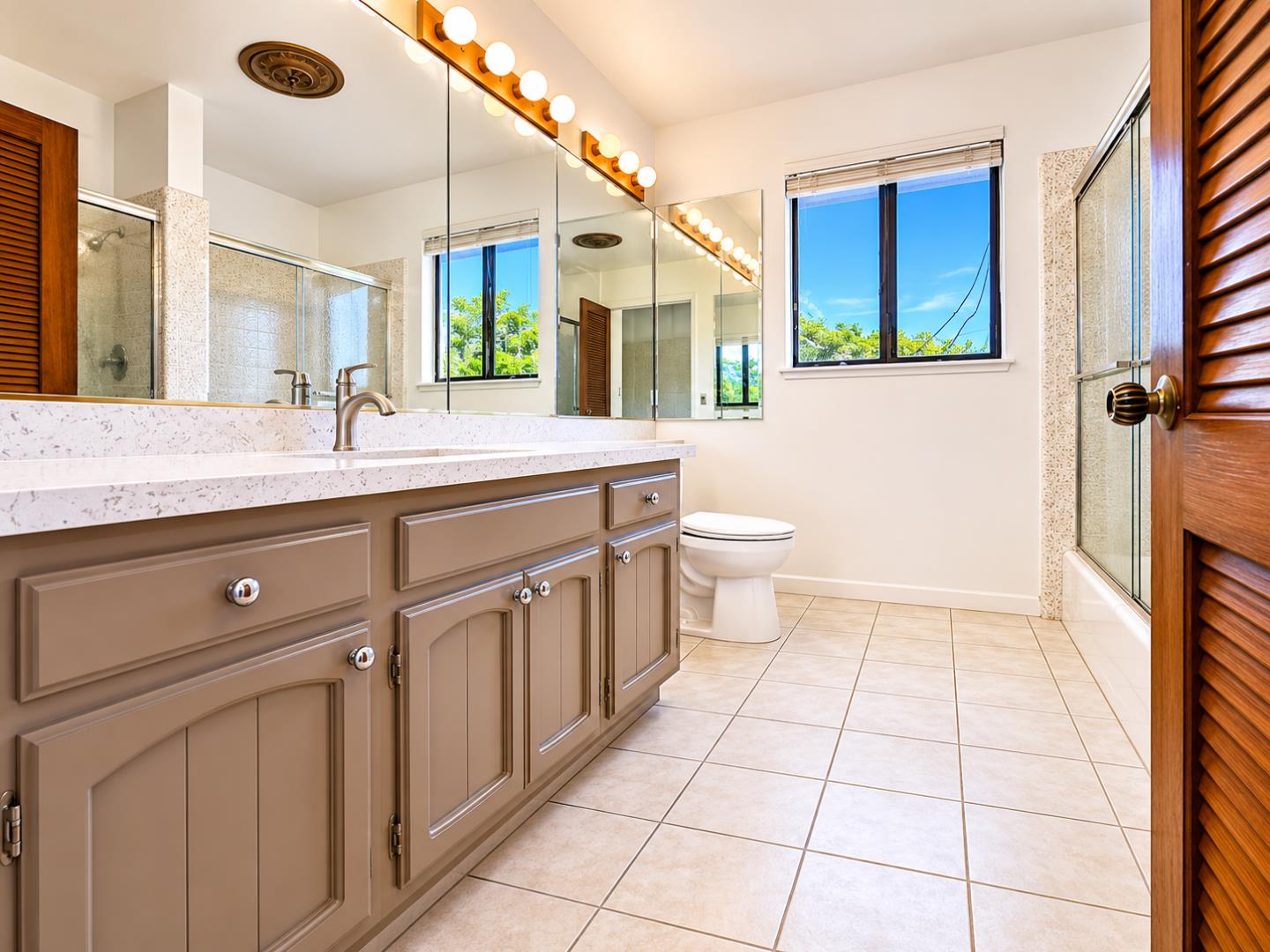 300 Ridgeway Road Woodside, CA 94062 - Photo 13 of 42
